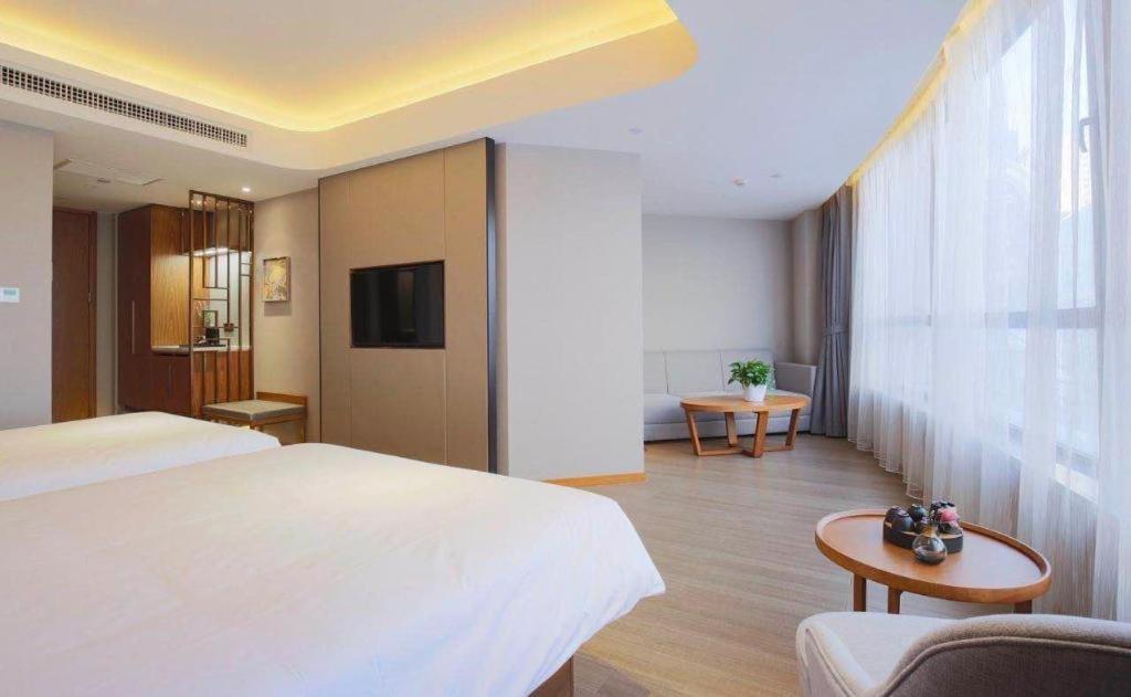Hotel Yitel Collection Collection Harbin Railway Station Post Square Qiulin Exterior foto